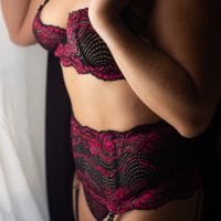 Orlando boudoir photography fuschia and black lingerie window